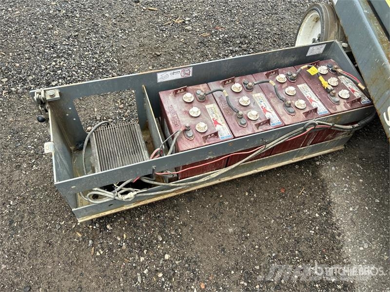 SkyJack SJIII3220 Electric Scissor Lift (Inoperable) Šķerveida pacēlāji