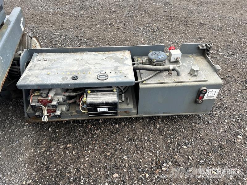 SkyJack SJIII3220 Electric Scissor Lift (Inoperable) Šķerveida pacēlāji