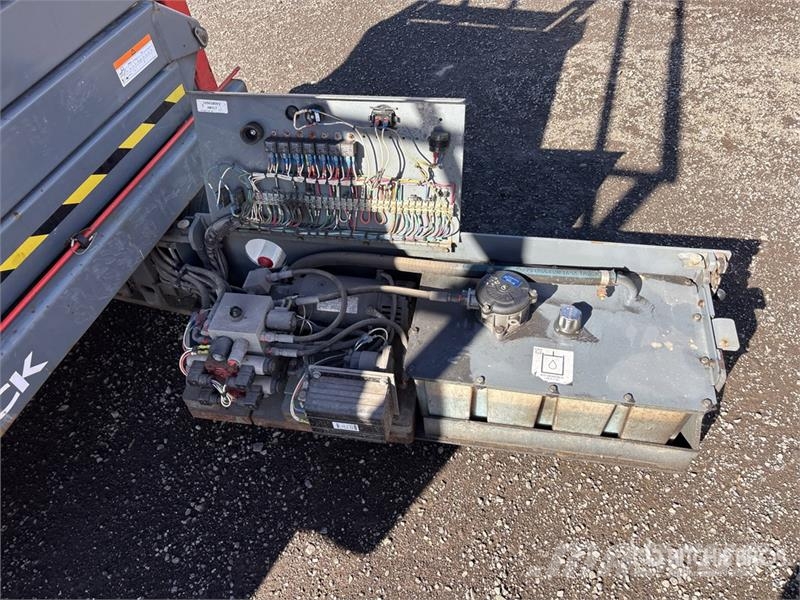 SkyJack SJIII3226 Scheren-Arbeitsbühnen