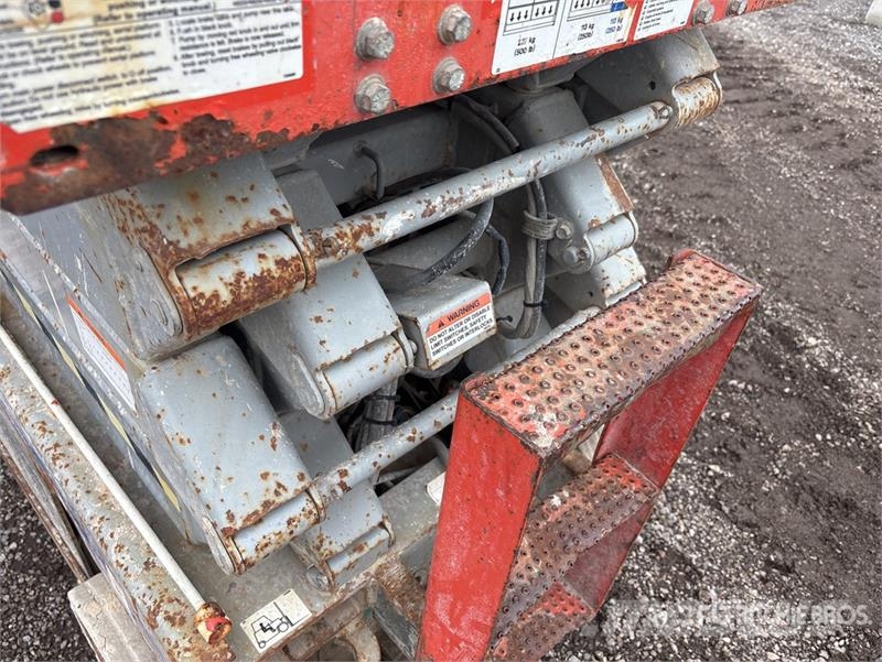 SkyJack SJIII3226 Scissor lifts