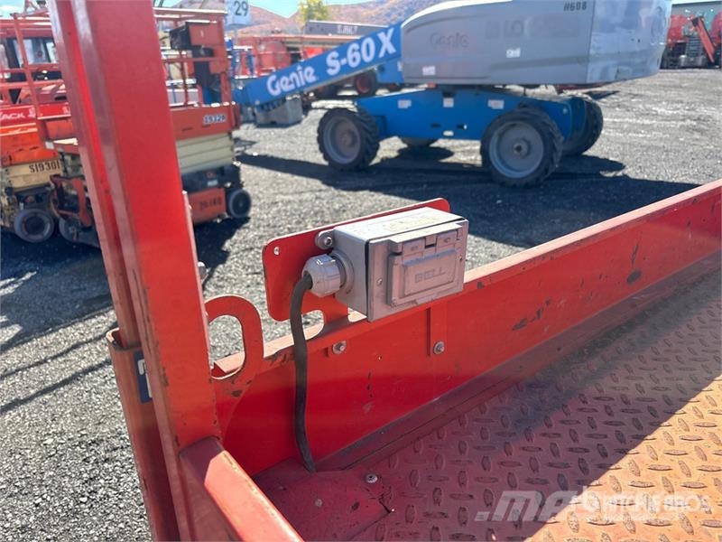SkyJack SJIII3226 Scissor lifts
