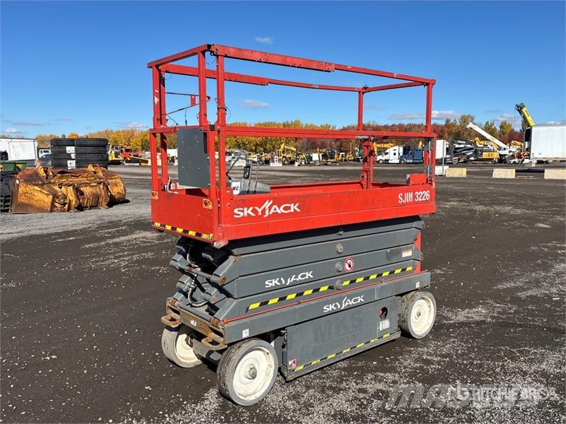 SkyJack SJIII3226 Electric Scissor Lift Škaraste platforme