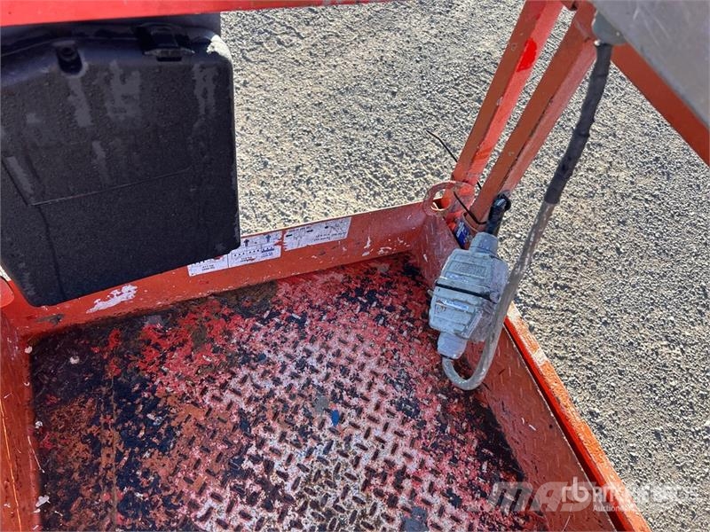 SkyJack SJIII3226 Electric Scissor Lift Nůžková zvedací plošina