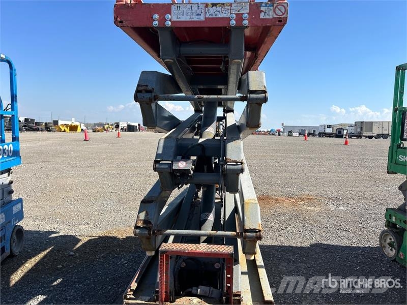 SkyJack SJIII3226 Electric Scissor Lift Šķerveida pacēlāji