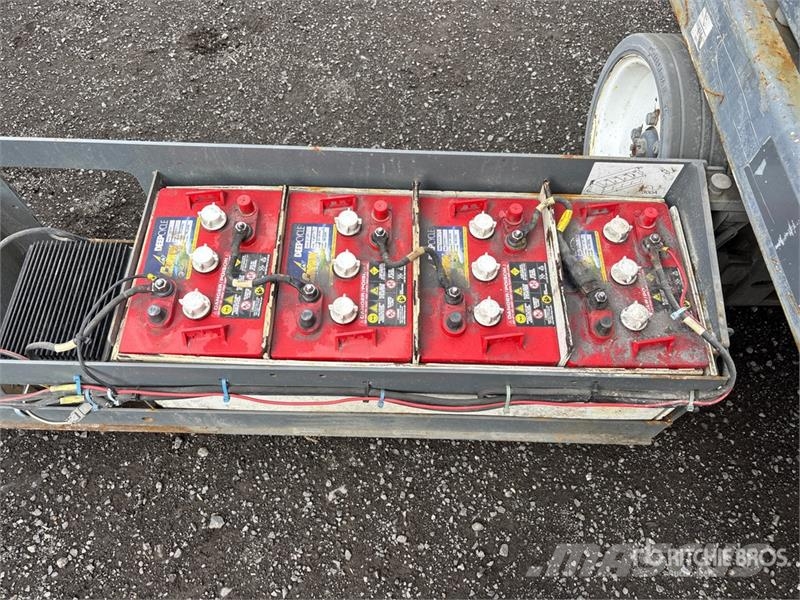 SkyJack SJIII3226 Electric Scissor Lift Ножничные подъемники