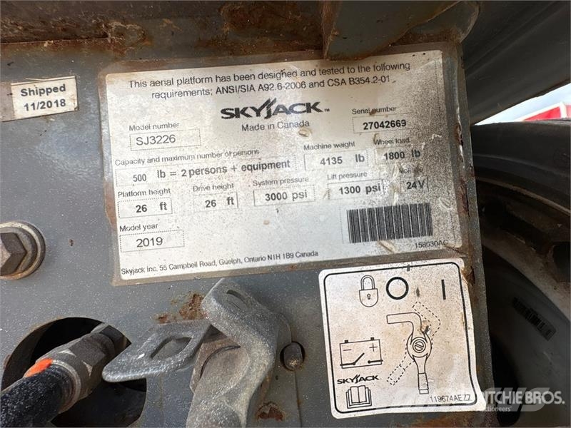 SkyJack SJIII3226 Electric Scissor Lift Šķerveida pacēlāji