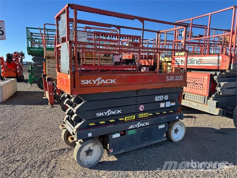 SkyJack SJIII3226 Electric Scissor Lift Nůžková zvedací plošina