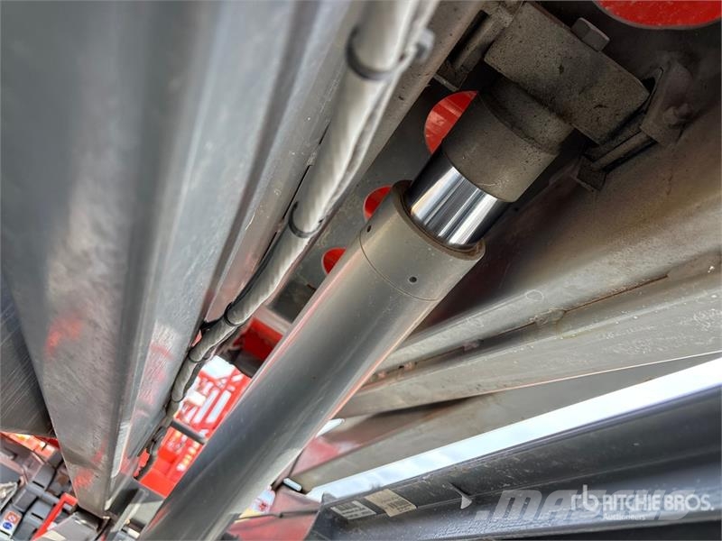 SkyJack SJIII3226 Electric Scissor Lift Šķerveida pacēlāji