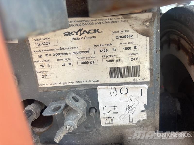 SkyJack SJIII3226 Electric Scissor Lift Saksilavat