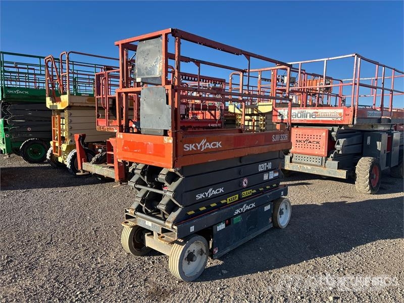 SkyJack SJIII3226 Electric Scissor Lift Nůžková zvedací plošina