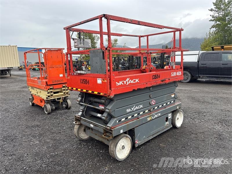 SkyJack SJIII4626 Electric Scissor Lift رافعات مقصية الشكل