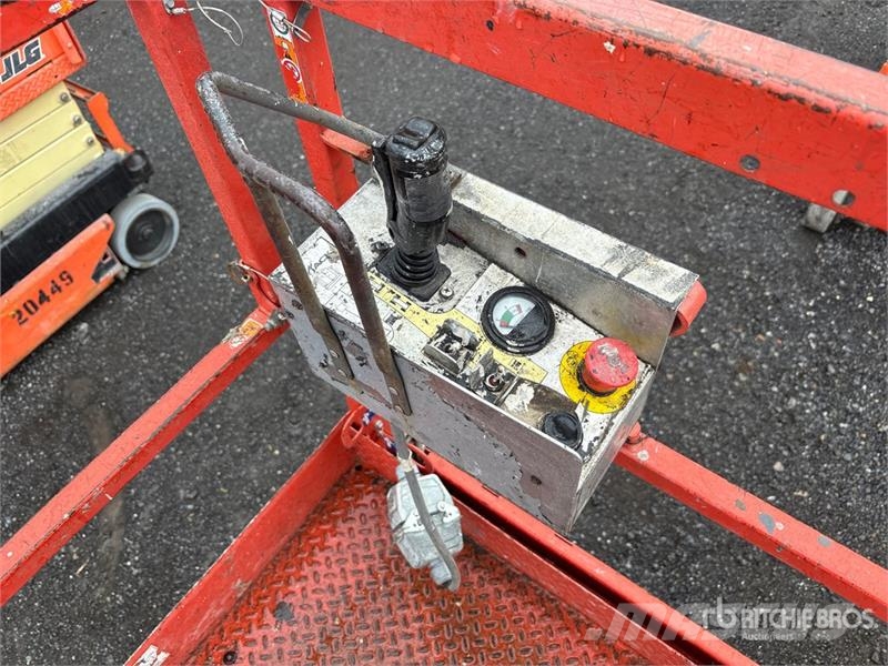 SkyJack SJIII4626 Electric Scissor Lift رافعات مقصية الشكل