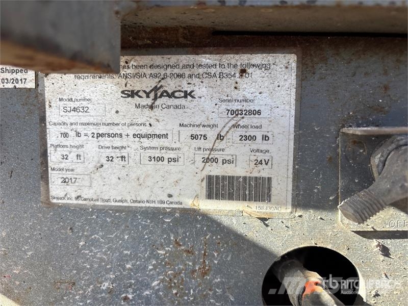 SkyJack SJIII4632 Electric Scissor Lift Šķerveida pacēlāji