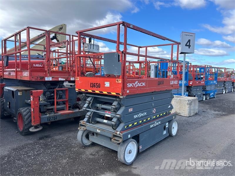 SkyJack SJIII4632 Electric Scissor Lift Ollós emelők