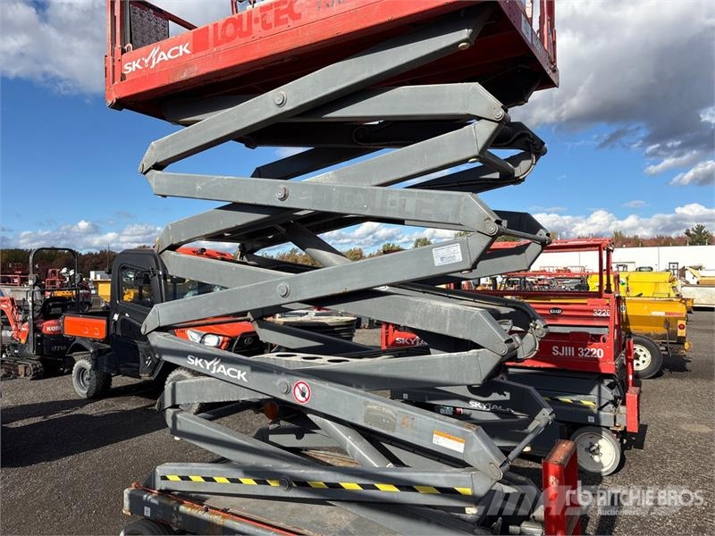 SkyJack SJIII4632 Electric Scissor Lift Scheren-Arbeitsbühnen