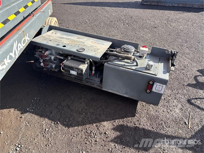 SkyJack SJIII4632 Electric Scissor Lift Šķerveida pacēlāji