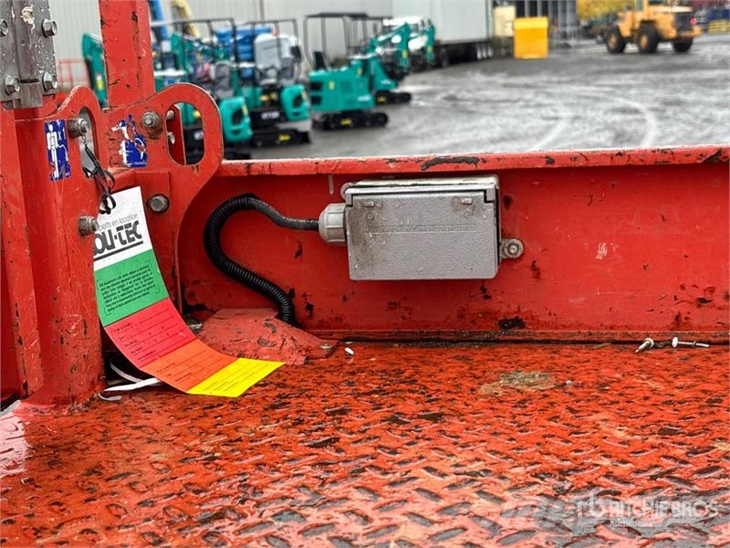 SkyJack SJIII4740 4x4 Electric Scissor Lift Šķerveida pacēlāji