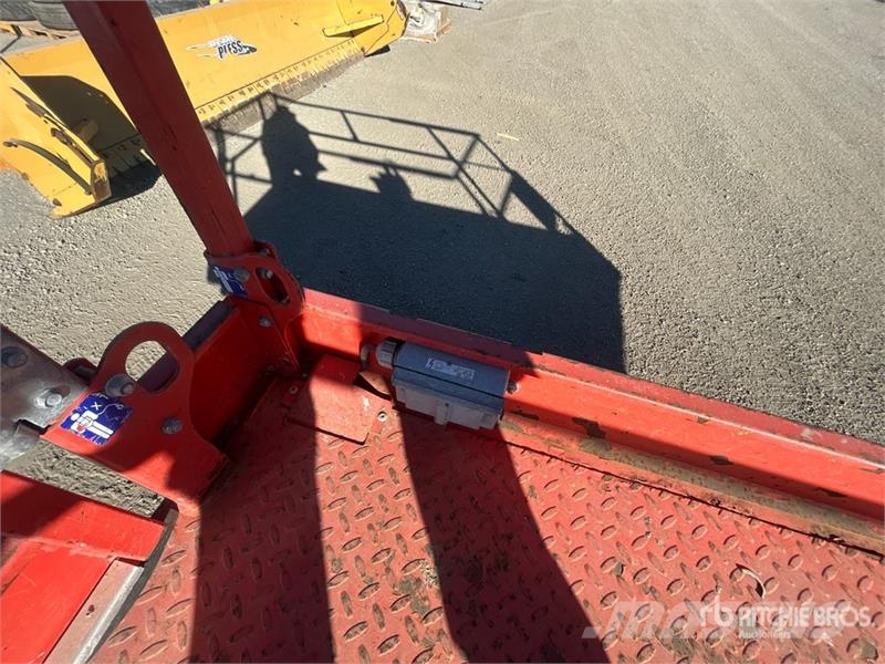 SkyJack SJIII4740 Electric Scissor Lift Підйомники-ножиці