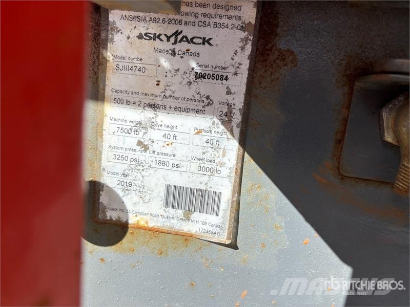 SkyJack SJIII4740 Electric Scissor Lift رافعات مقصية الشكل