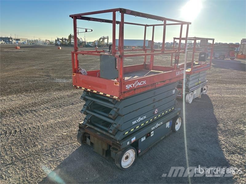 SkyJack SJIII4740 Electric Scissor Lift رافعات مقصية الشكل