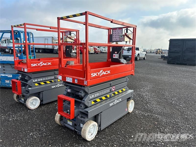 SkyJack SJlll3219 Electric Scissor Lift Škaraste platforme