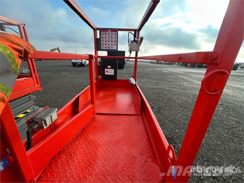 SkyJack SJlll3219 Electric Scissor Lift Škaraste platforme
