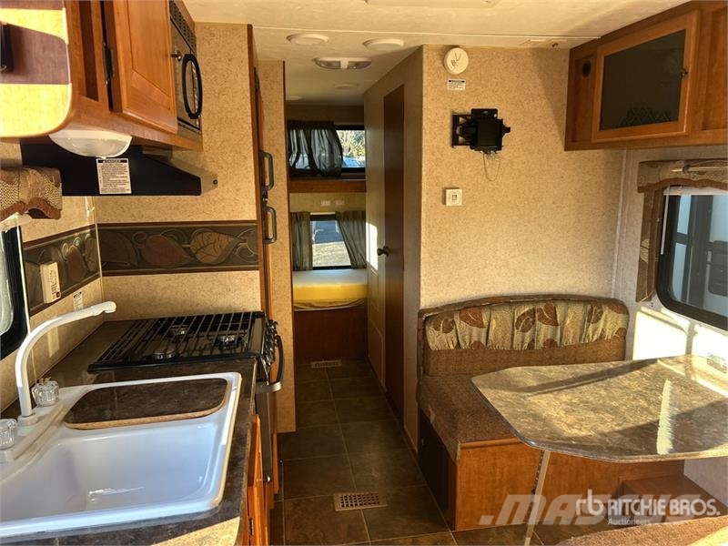 Skyline Nomad 249 22 ft T/A Travel Trailer Egyéb pótkocsik