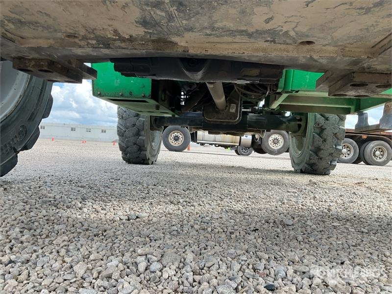 SkyTrak 10054 Telescopic handlers