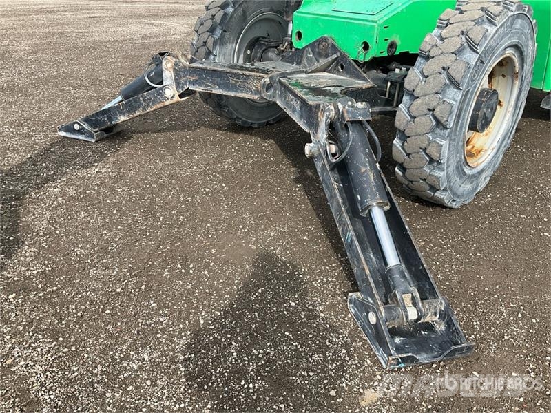 SkyTrak 10054 Telescopic handlers