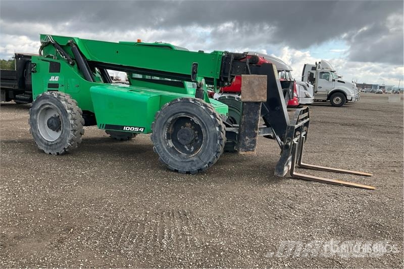 SkyTrak 10054 Telescopic handlers