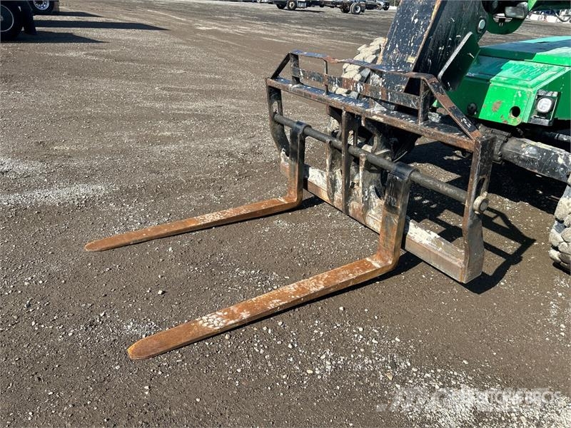 SkyTrak 8042 Teleskopik yükleyiciler