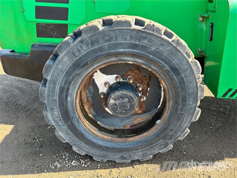 SkyTrak 8042 Teleskopik yükleyiciler