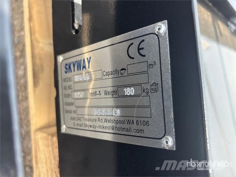 Skyway WSSBF-1150 45 in Skid Steer Forks (Unused) フォーク