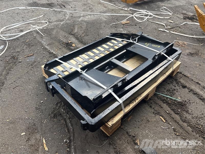 Skyway WSSBF-1150 45 in Skid Steer Forks (Unused) フォーク