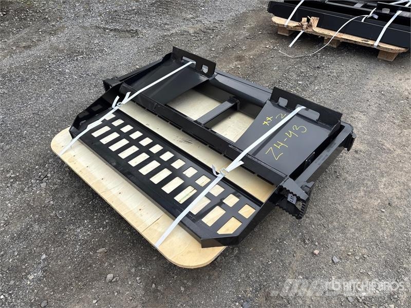 Skyway WSSBF-1150 45 in Skid Steer Forks (Unused) Vilice