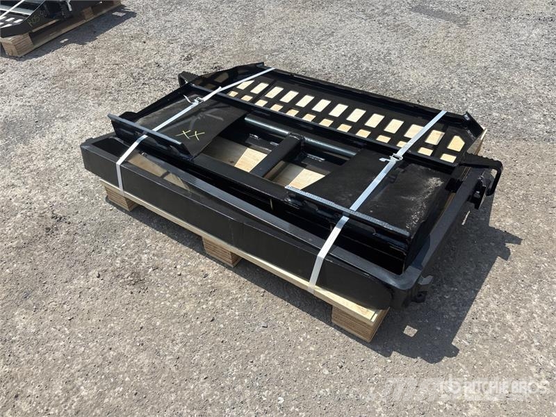 Skyway WSSBF-1150 45 in Skid Steer Forks (Unused) フォーク