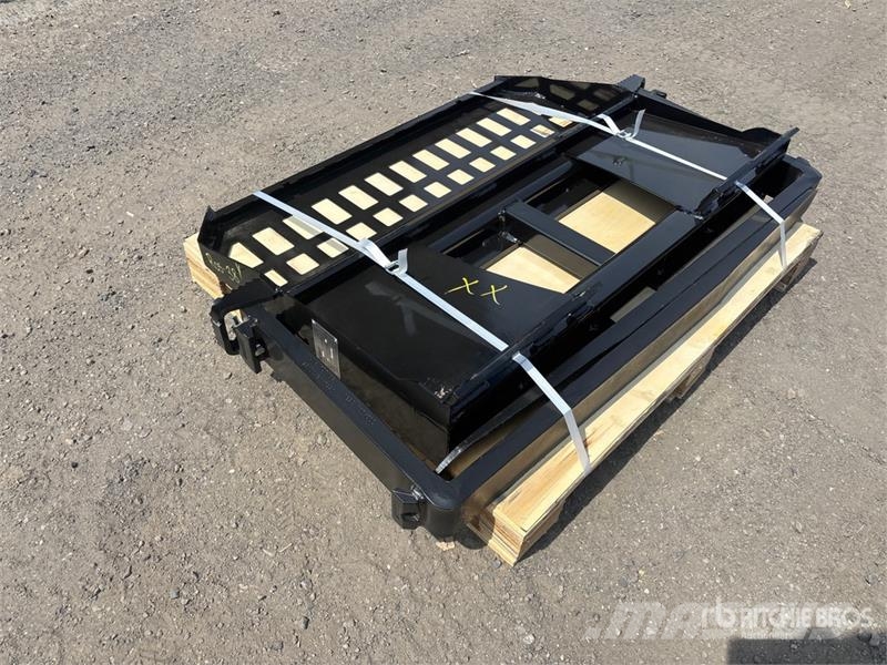 Skyway WSSBF-1150 45 in Skid Steer Forks (Unused) フォーク