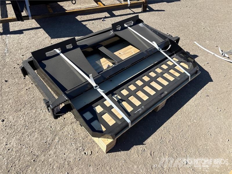 Skyway WSSBF-1150 45 in Skid Steer Forks (Unused) Pallgafflar