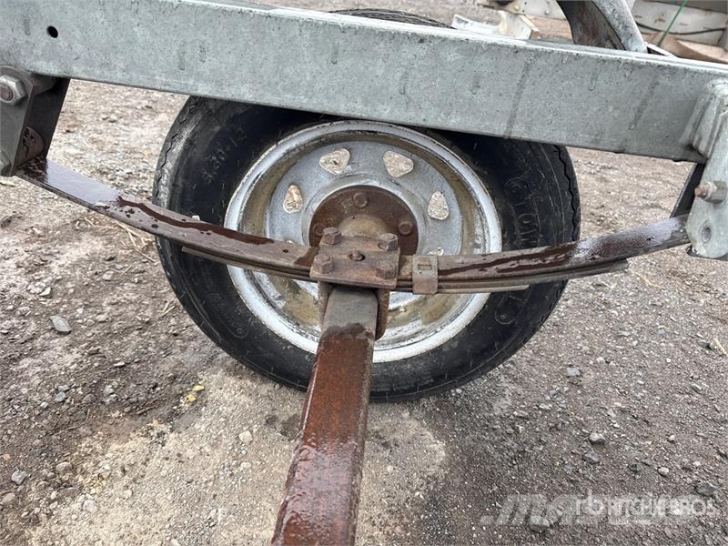  SL C1750-44 16 ft S/A Boat Trailer معدات البناء - غير ذلك