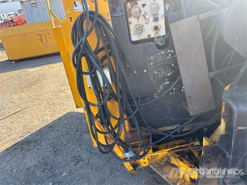 SMI Snow Master BK3200 10 ft Snow Blower - Fits Wheel  قاذفات الجليد