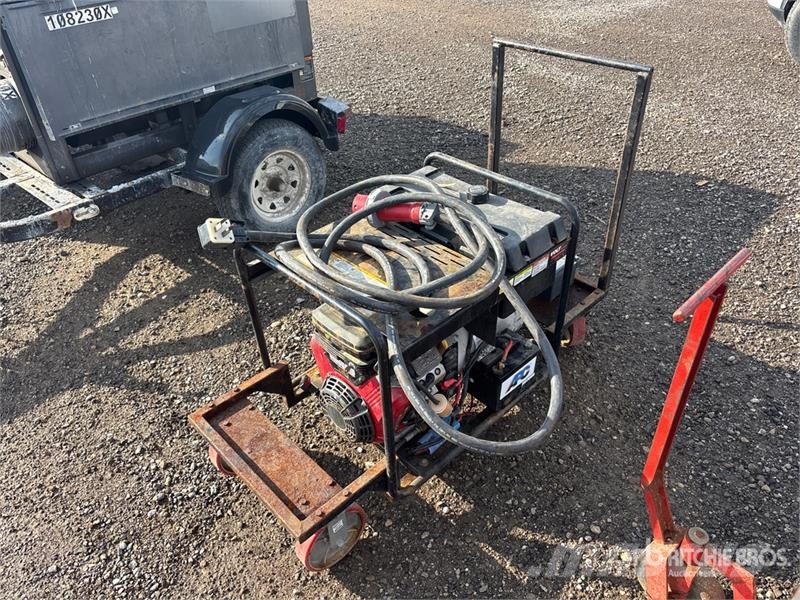 Smooth Wave Master Mobile 8000 Watts Generator Set Dizel agregati