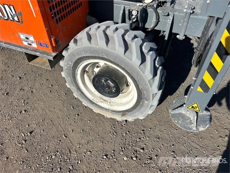 Snorkel S3370RT 4x4 Dual Fuel Scissor Lift Ollós emelők
