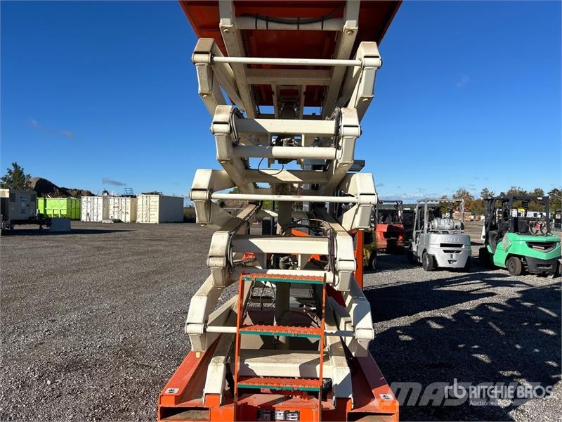 Snorkel S4740E Electric Scissor Lift رافعات مقصية الشكل