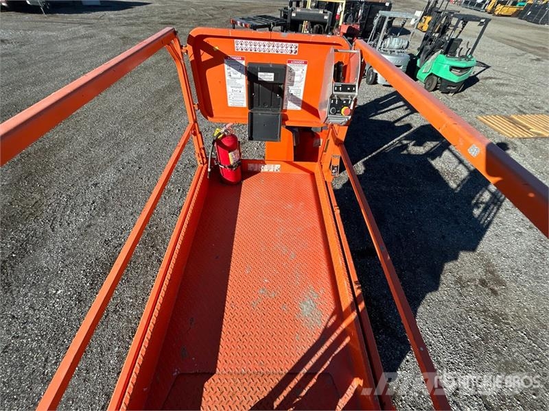 Snorkel S4740E Electric Scissor Lift رافعات مقصية الشكل