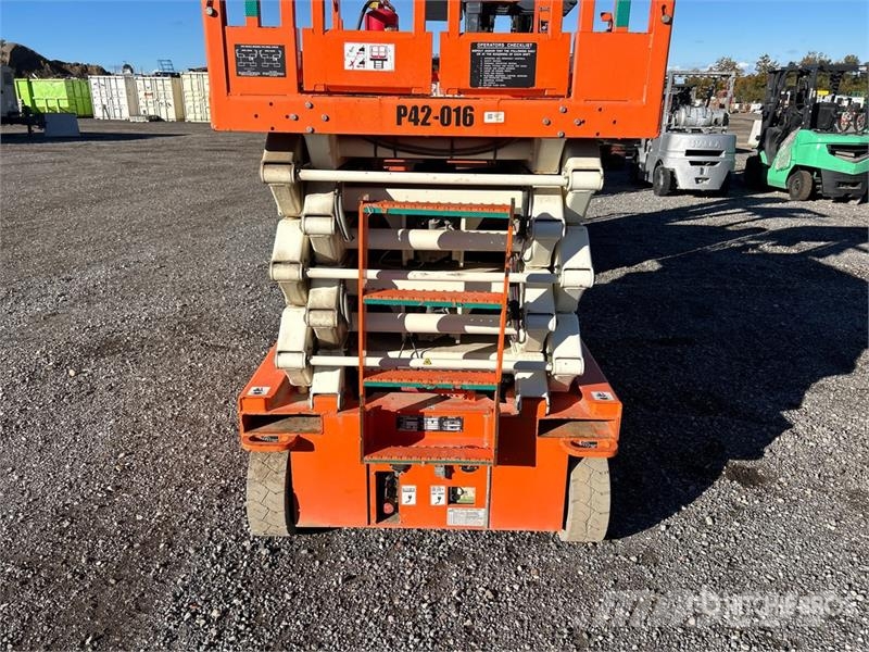 Snorkel S4740E Electric Scissor Lift رافعات مقصية الشكل
