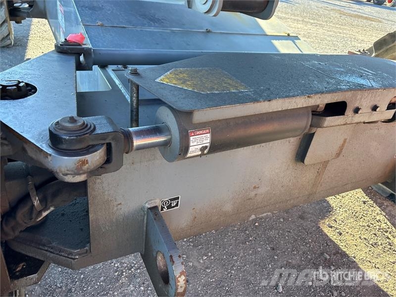 Snorkel TB-86J 4WD Diesel Telescopic Boom Lift Nacelles télescopiques