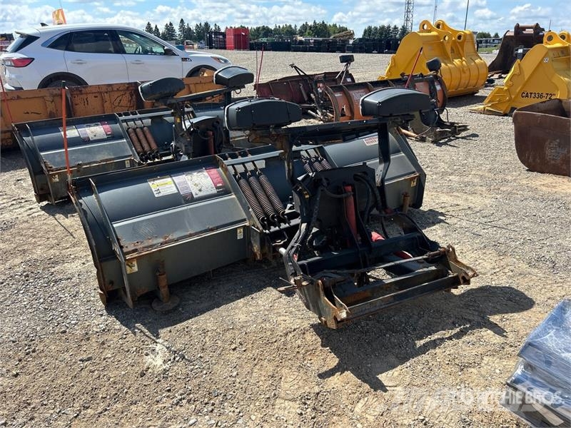SnowEx 8611PP 8 ft 6 in Snow Plow حراثات ونصول الجليد