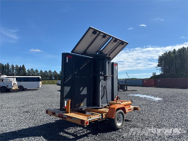 SOLAR TECH Silent Messenger Pozostały sprzęt drogowy