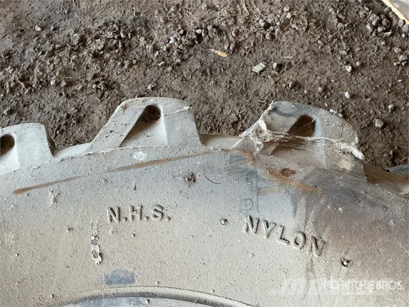 Solideal 19.5L-24 Backhoe Tire Egyéb alkatrészek