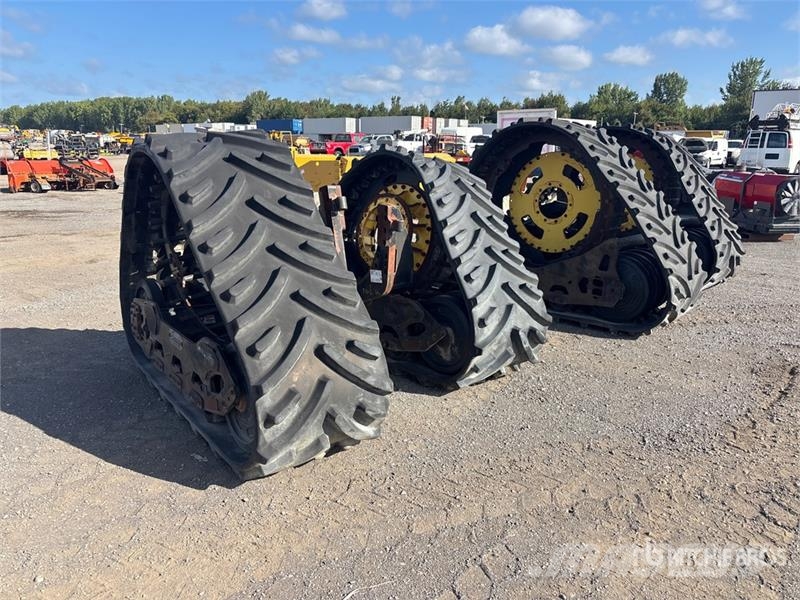 Soucy Tractor Rubber Track System - Fits John Deer Drugi deli